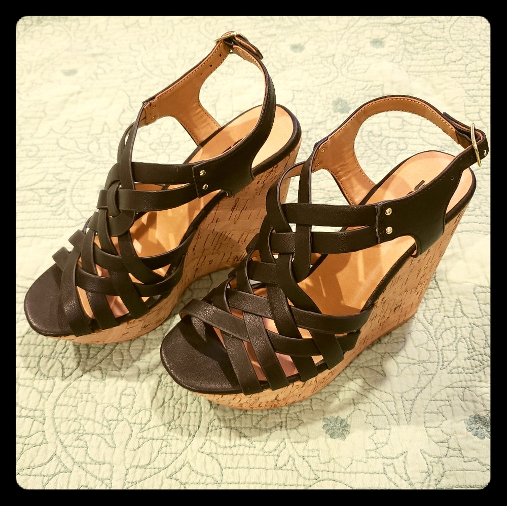 Black Cork Wedges